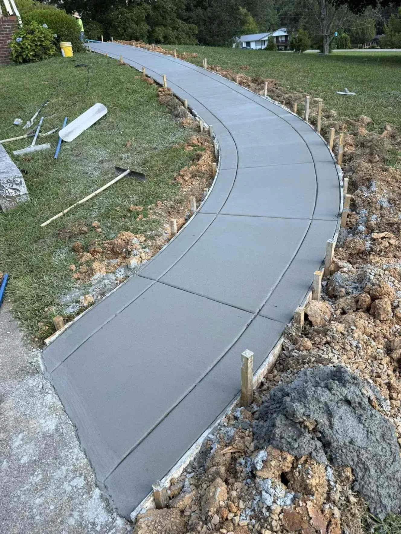 concrete-sidewalk-installation-Bronx, NY